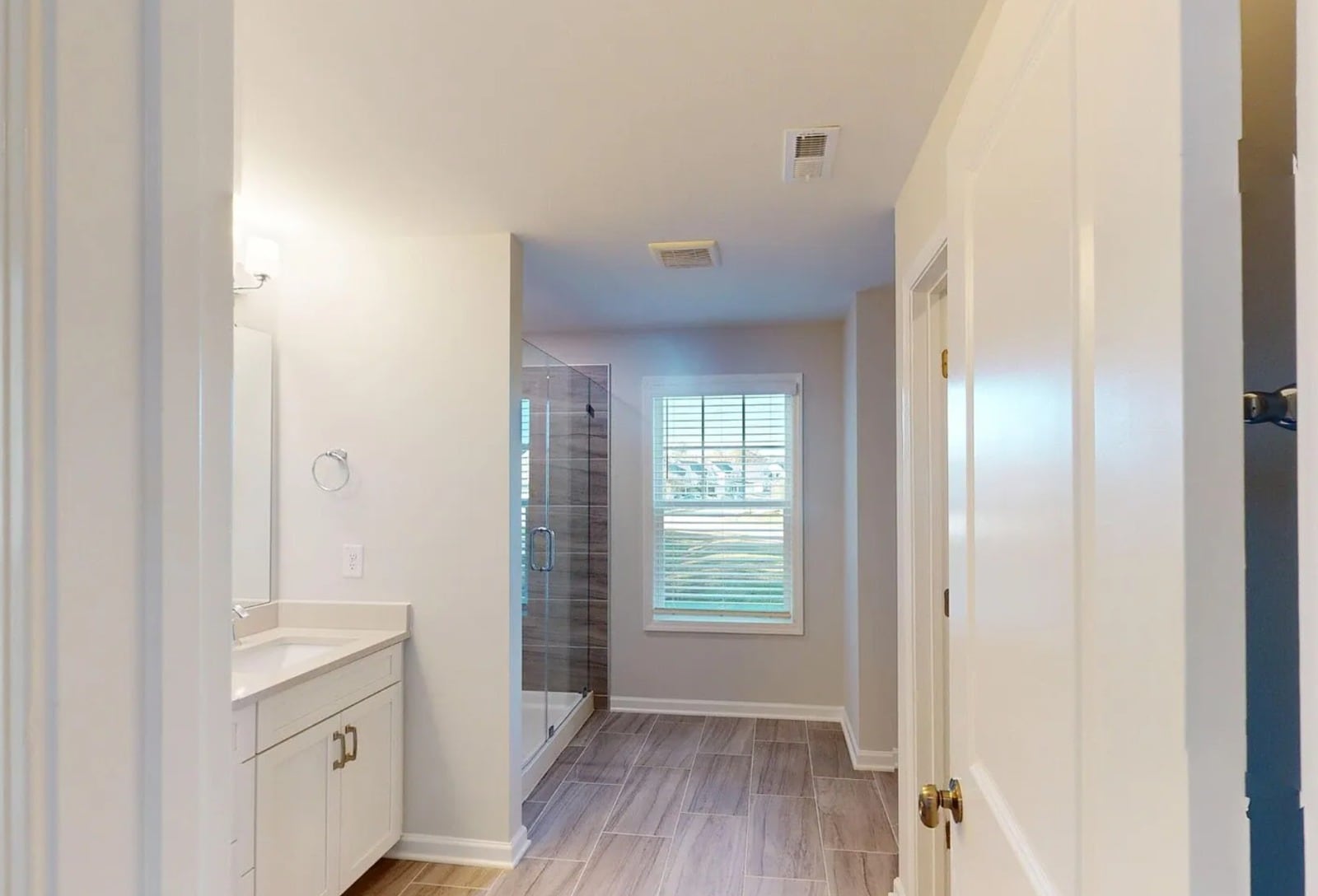 Building Photo - 130 Tawny Slope Ct