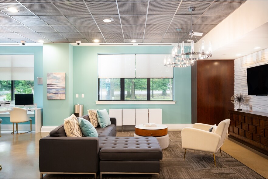 Building Photo - The Julian at Fair Lakes