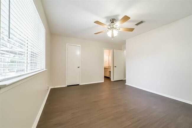 Building Photo - 7206 Gallant Glen Ln