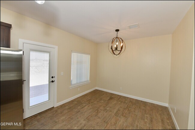 Building Photo - 15149 Imagine Dr