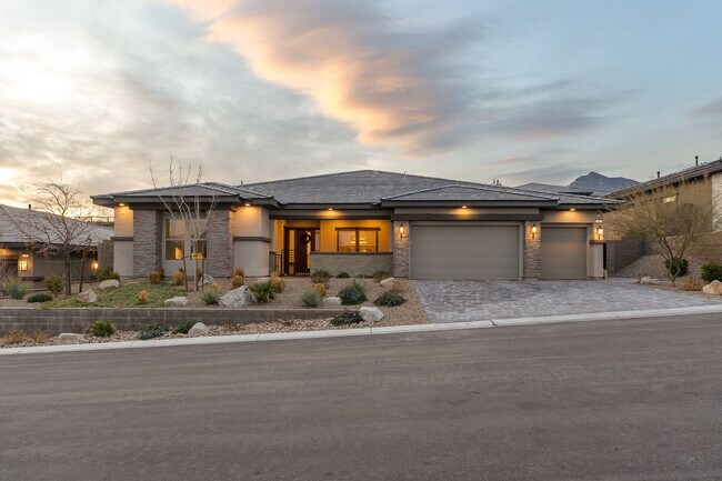 Building Photo - Modern Elegance in Scots Pine – 5-Bedroom Luxury Residence in West Summerlin  — Enjoy Rent-Free H...