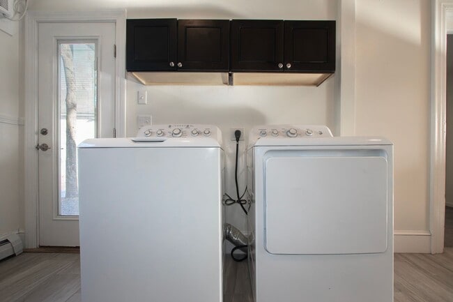 Building Photo - 85 Belknap St