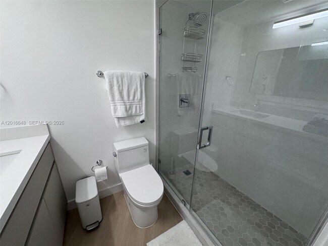 Building Photo - 3800 Galt Ocean Dr