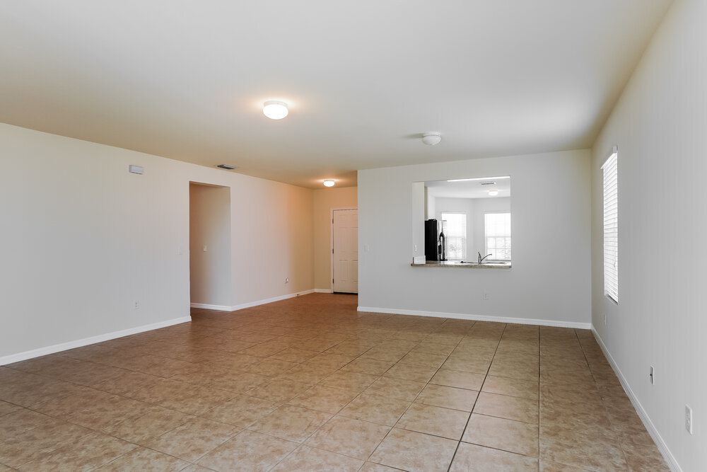 Building Photo - 203 NE 9th Ave