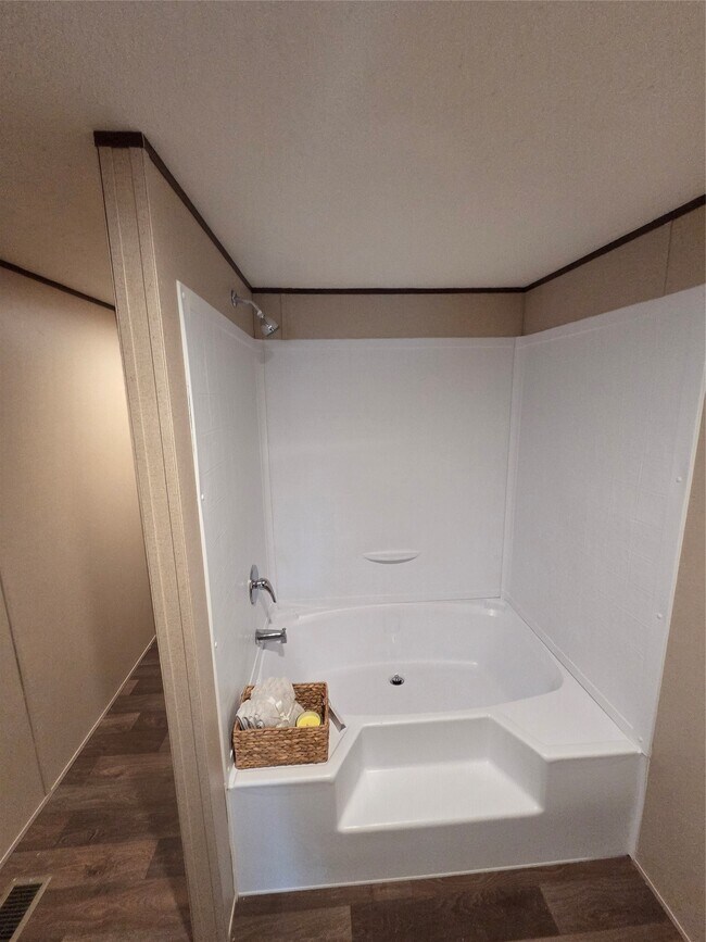 Building Photo - 5161 Road 5913 Rd