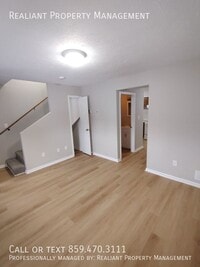 Building Photo - 31 Hurley St