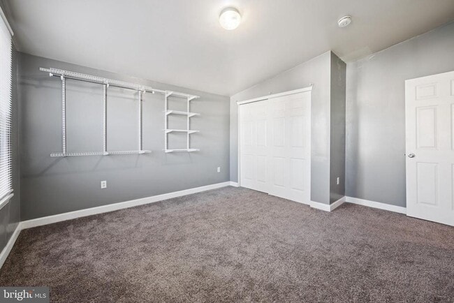 Building Photo - 138 N King St