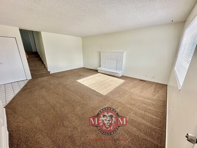 Building Photo - 2332 W 6200 S