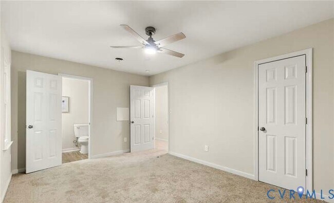 Building Photo - 13803 Deer Run Cir
