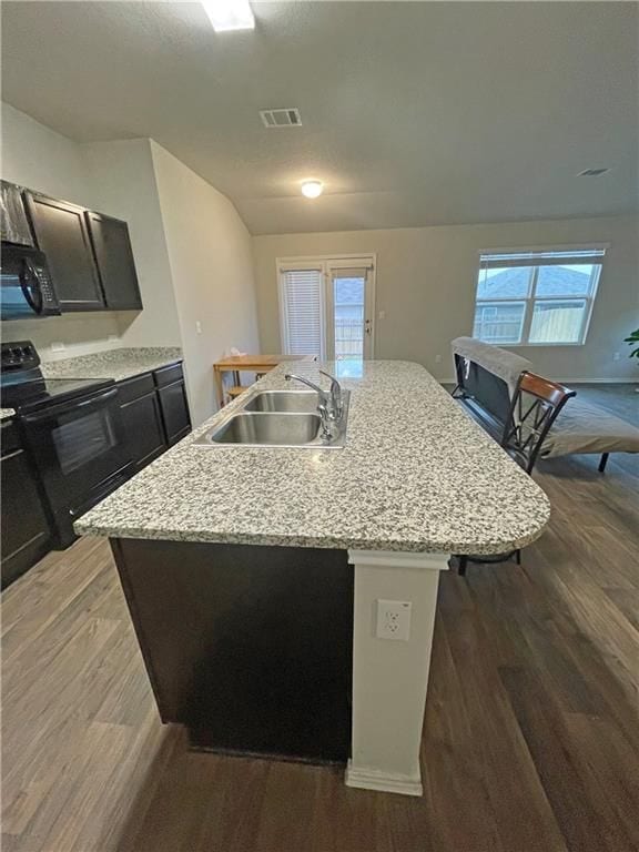 Building Photo - 5825 Shanjia Dr