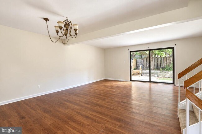 Building Photo - 6049 Forrest Hollow Ln
