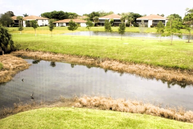 Building Photo - 13283 Pineapple Palm Ct
