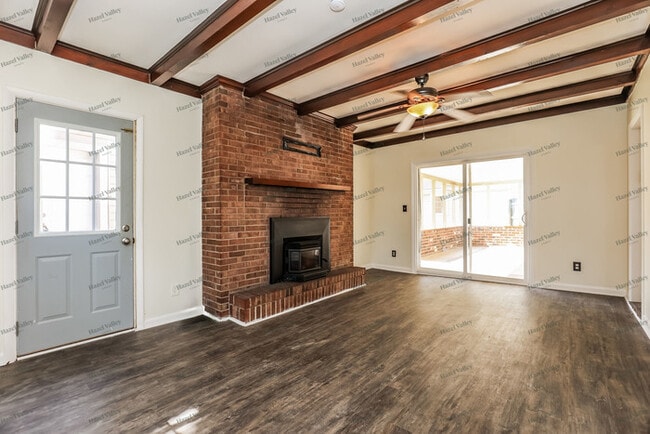 Building Photo - 2834 Shartle St