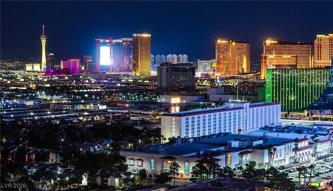 Building Photo - 4381 W Flamingo Rd