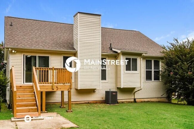 Building Photo - 3 Bedroom Pet-Friendly Home in Cartersvill...