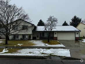 Building Photo - Slice Residence