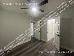 Building Photo - 2154 NE 168th St