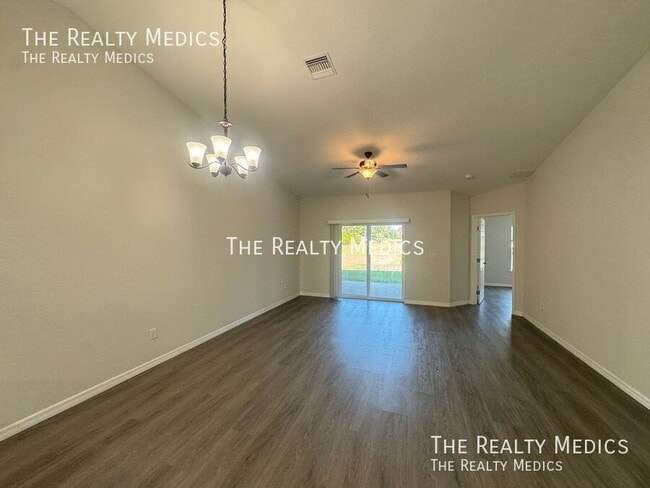 Building Photo - 8145 Cozumel Ln