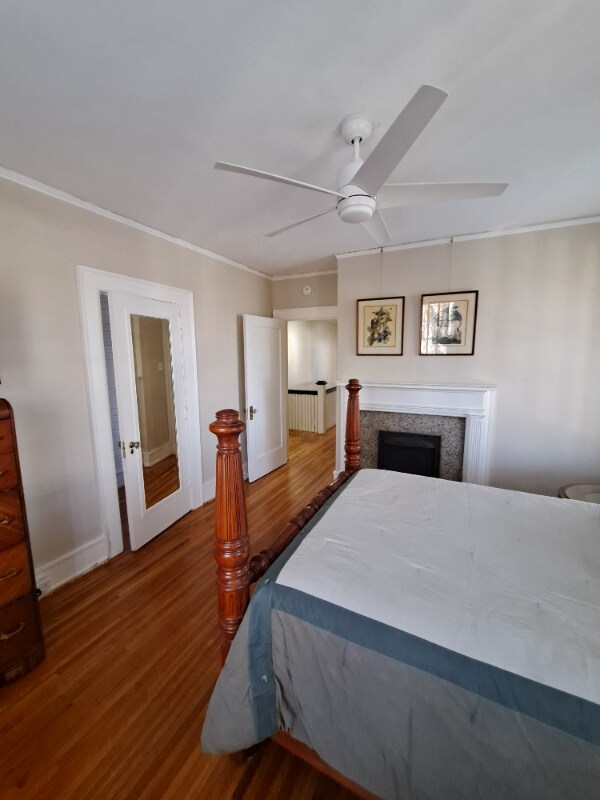 Building Photo - 723 Arsenal Pl