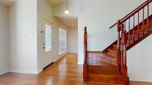 Building Photo - 1206 Woven Wood Ct