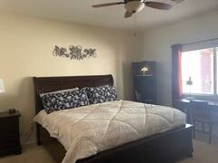 Building Photo - 2215 E Stone Stable Dr