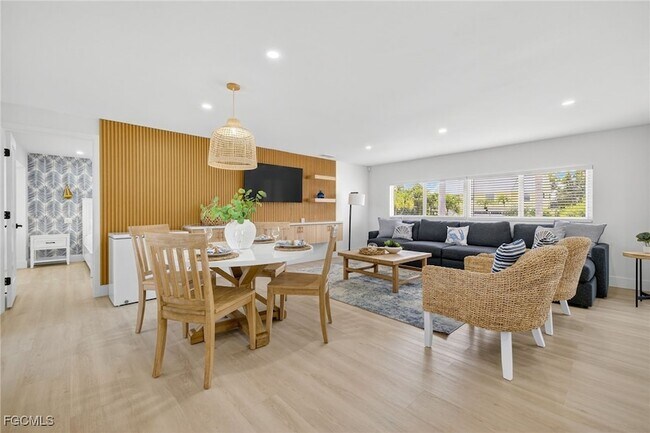 Building Photo - 1377 Sand Castle Rd