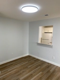 Building Photo - Whispering Oaks Apartment Homes Sealy