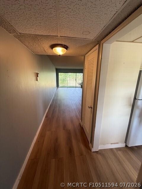 Building Photo - 2800 N Palm Aire Dr