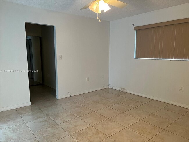 Building Photo - 11545 SW 101st Terrace