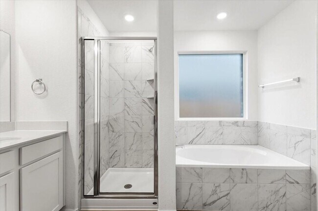 Building Photo - 104 Winged Foot Ct