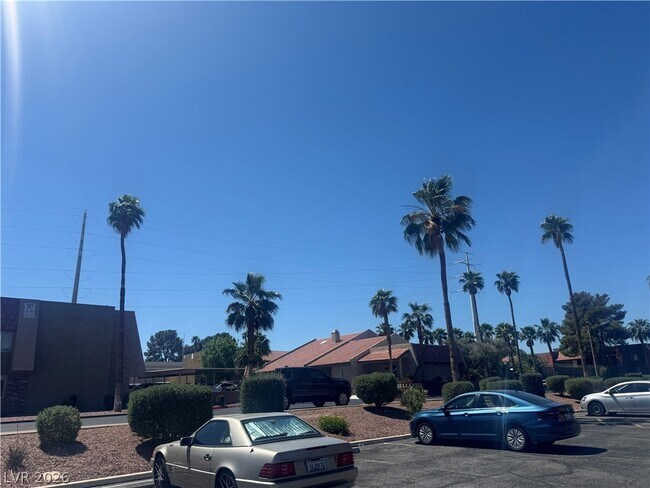 Building Photo - 4980 Indian River Dr