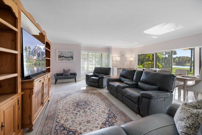 Building Photo - 13400 Polo Rd W