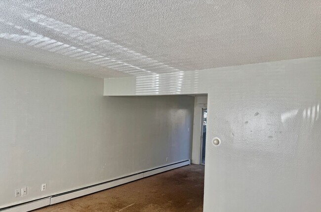 Building Photo - 720 37th Ave Ct