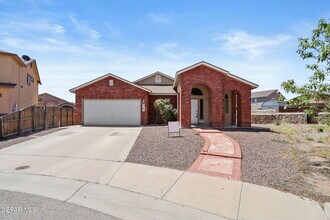 Building Photo - 3141 Fury Point Pl