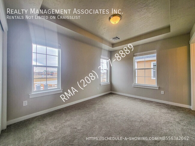 Building Photo - 6053 S Boddington Ln