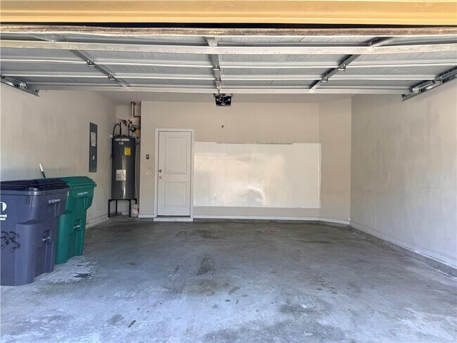 Building Photo - 1033 Haley Wds Ln