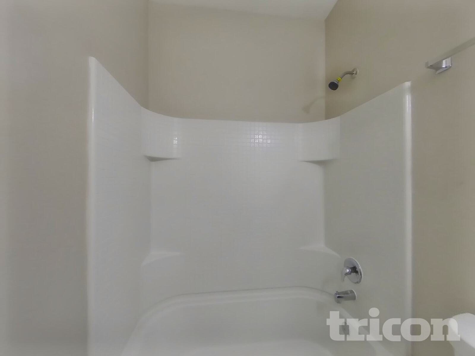 Building Photo - 1502 Tulip Ln
