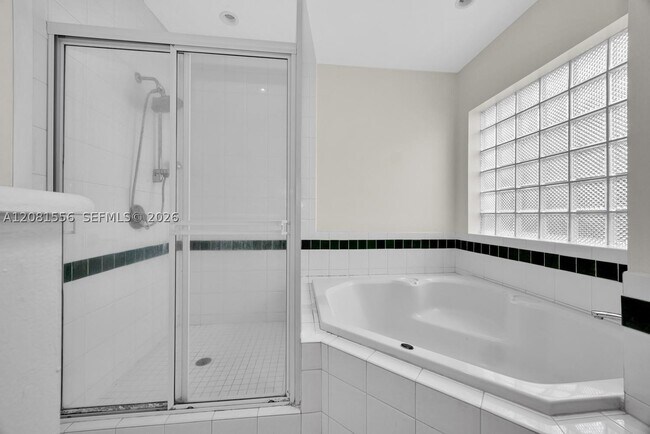 Building Photo - 6610 Santona St