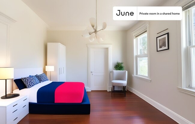 Building Photo - 17 Michigan Ave