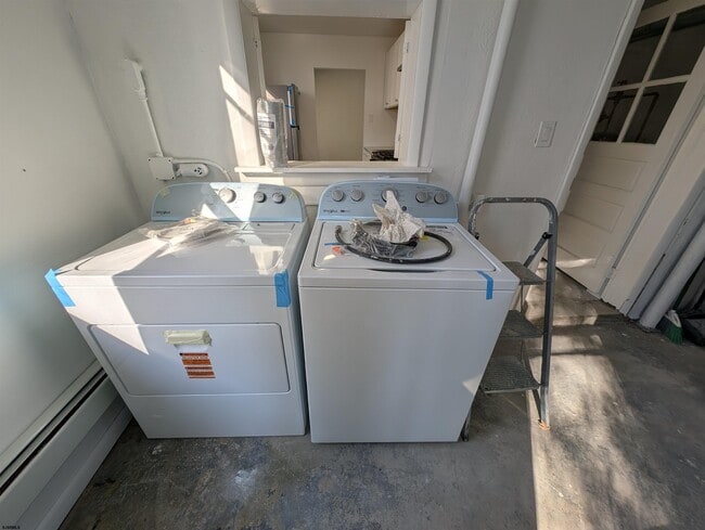 Building Photo - 712 Sewell Ave