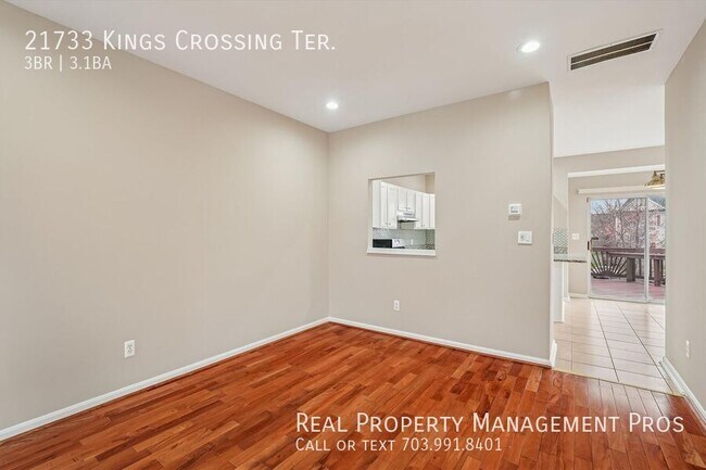 Building Photo - 21733 Kings Crossing Terrace