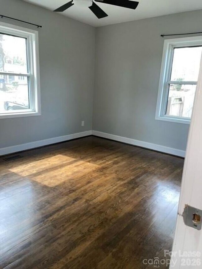 Building Photo - Coming Soon: T.R. Lawing Realty Property