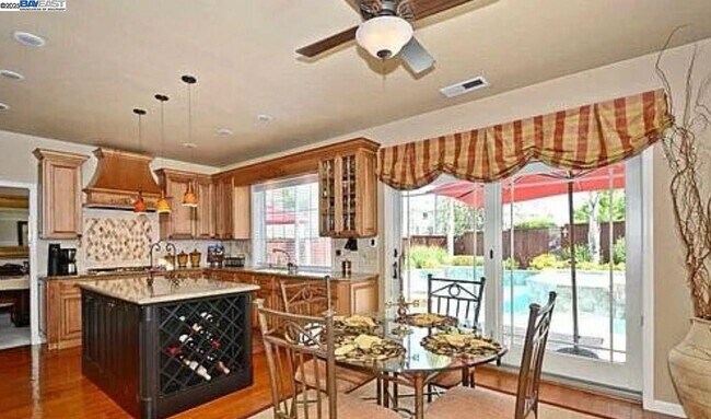 Building Photo - 2608 Rasmussen Ct