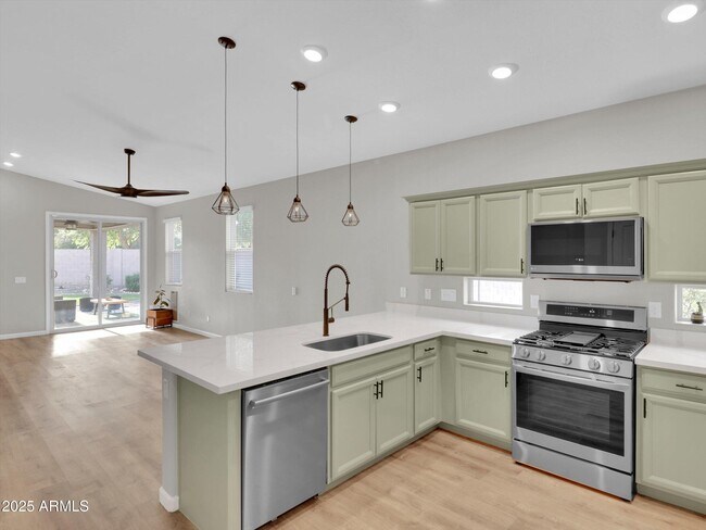 Building Photo - 3405 W Alta Vista Rd