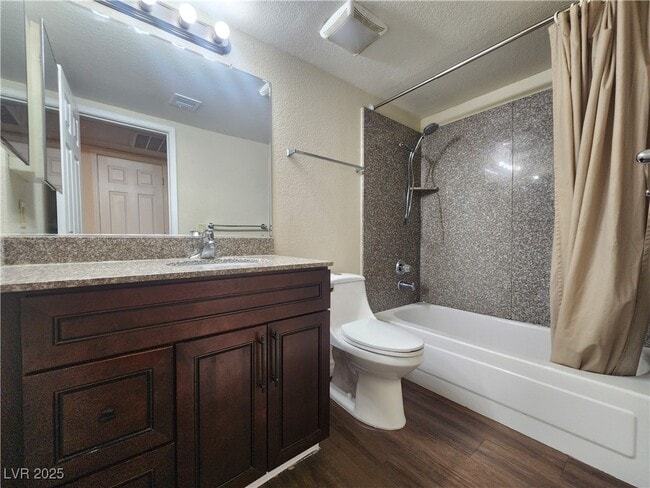 Building Photo - 2606 S Durango Dr