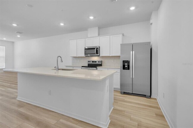 Building Photo - 11398 Nona Sound St