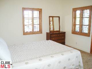 Building Photo - 7917 Westlawn Ave