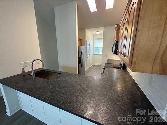 Building Photo - 6277 Alyssum Pl