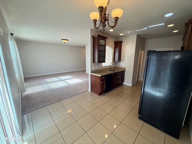 Building Photo - 7116 W Mead Ave