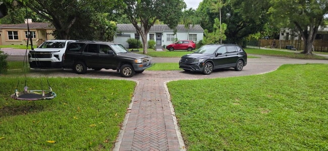 Building Photo - Northwest 98th Street, Miami Shores, FL 33150 - 3 BR 2 BA single-family home